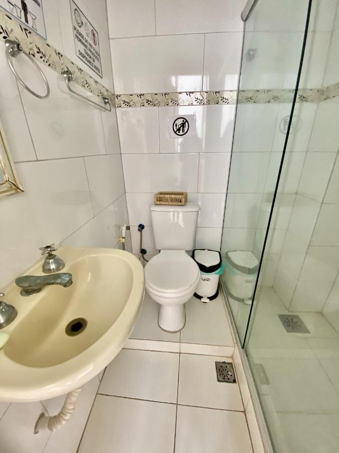 Rio Guesthouse - Um Quarteirao Da Praia De Copacabana Rio de Janeiro Luaran gambar